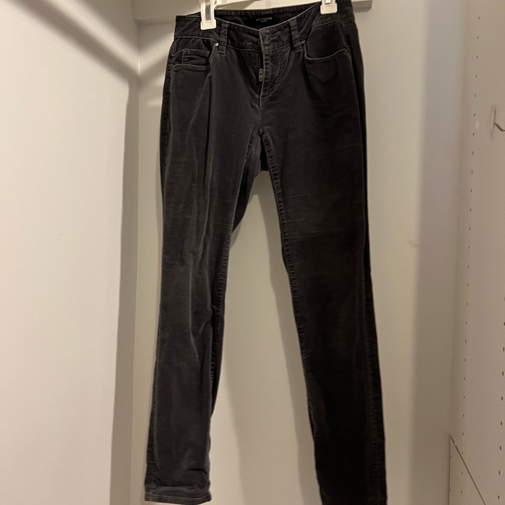 Anne Taylor gray velvet slim leg pants in petite